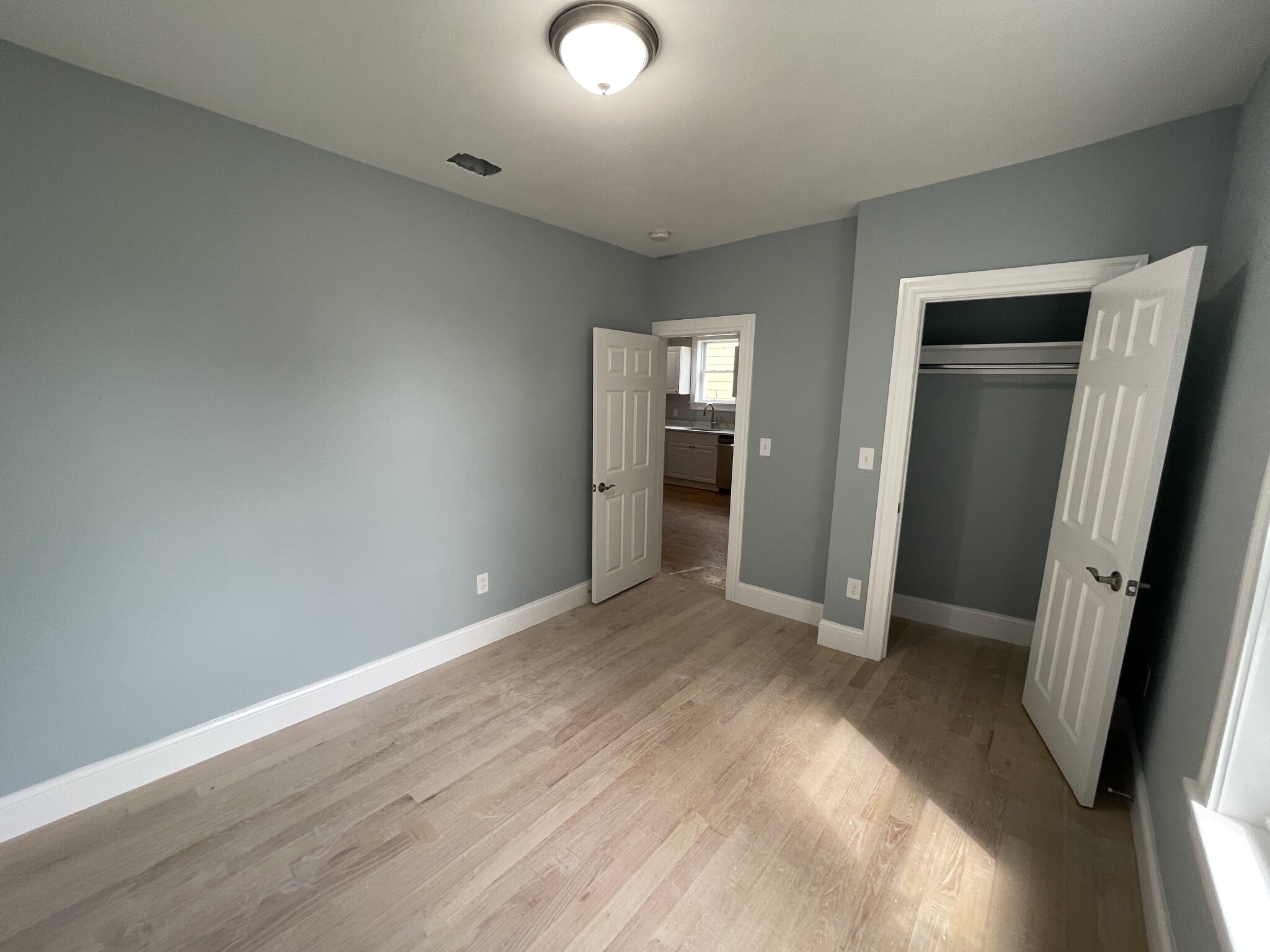 4 bed, 2 bath apartment for rent at 366 Highland Ave Unit 3B, Davis Square — photo 7 of 33