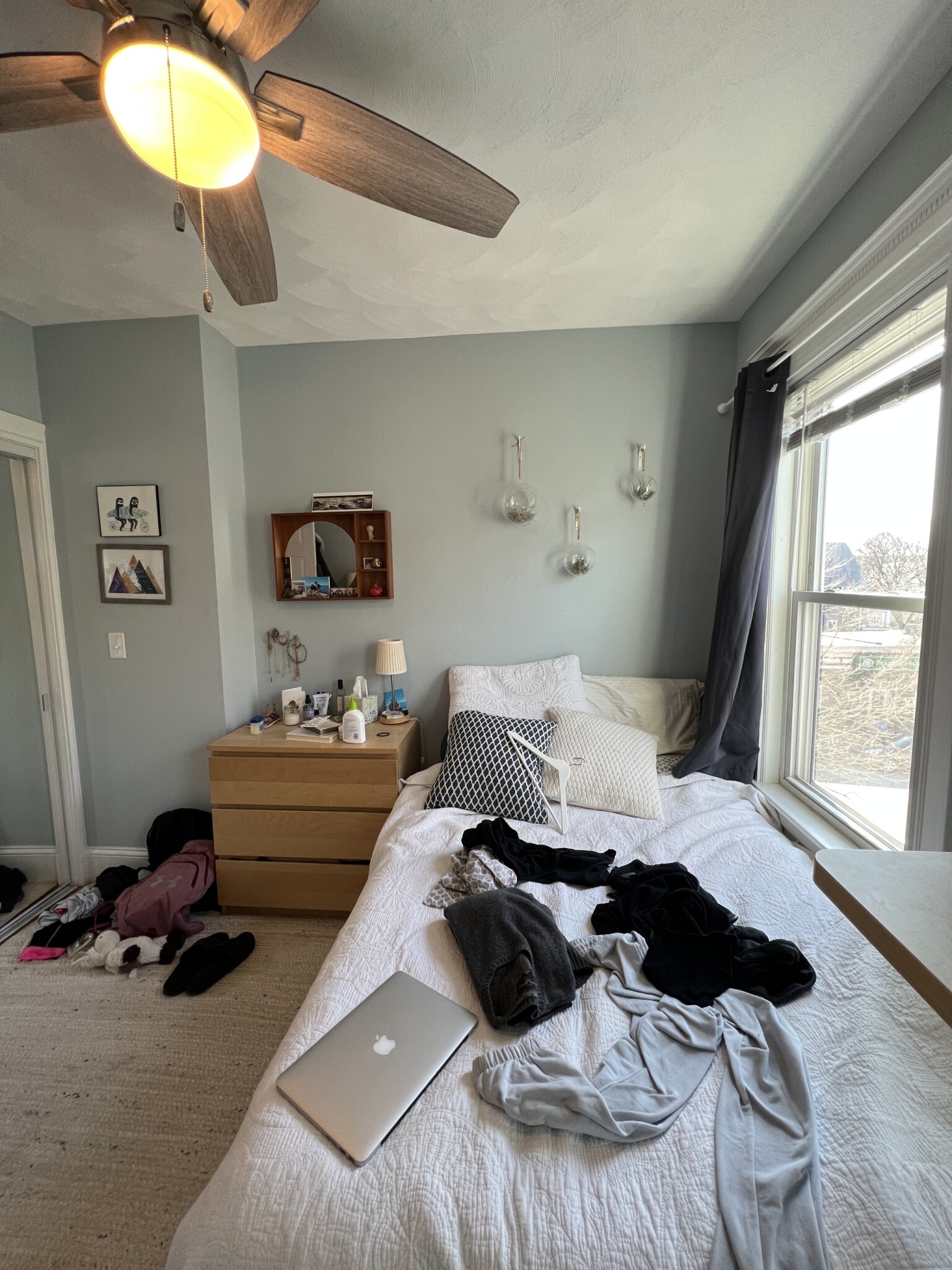 305 Highland Ave, Powder House Square