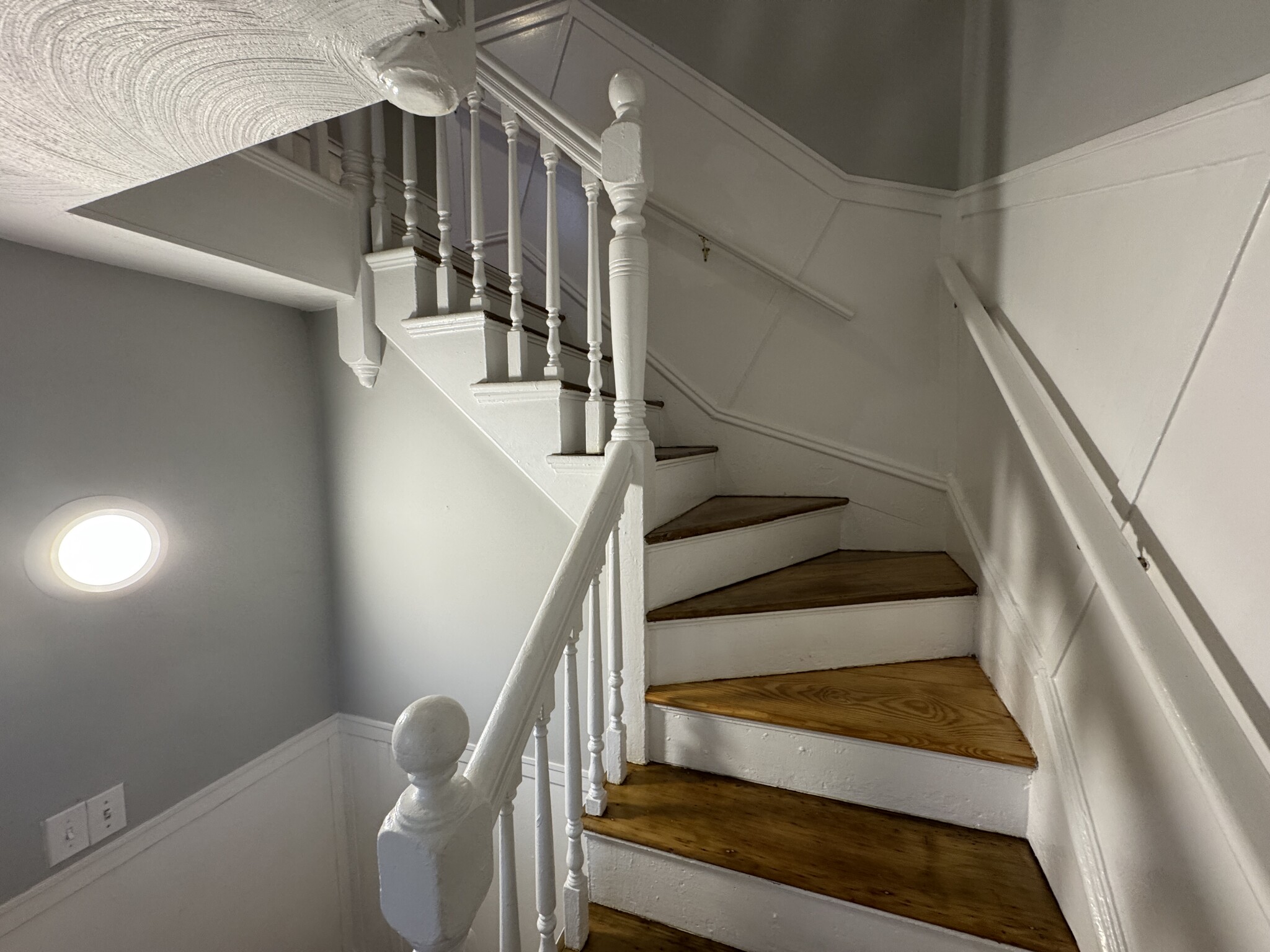 35 Cameron Ave, Teele Square