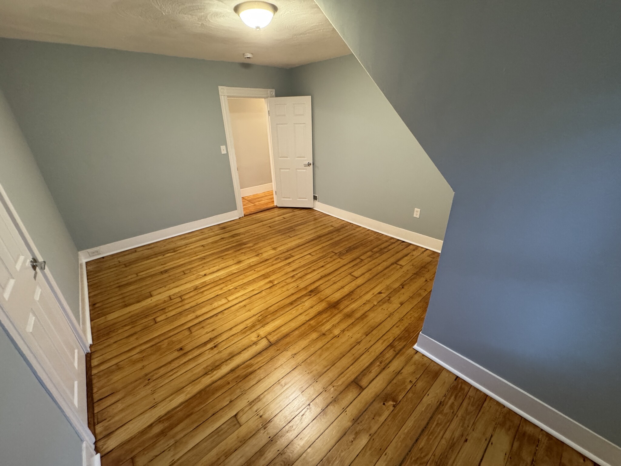 35 Cameron Ave, Teele Square