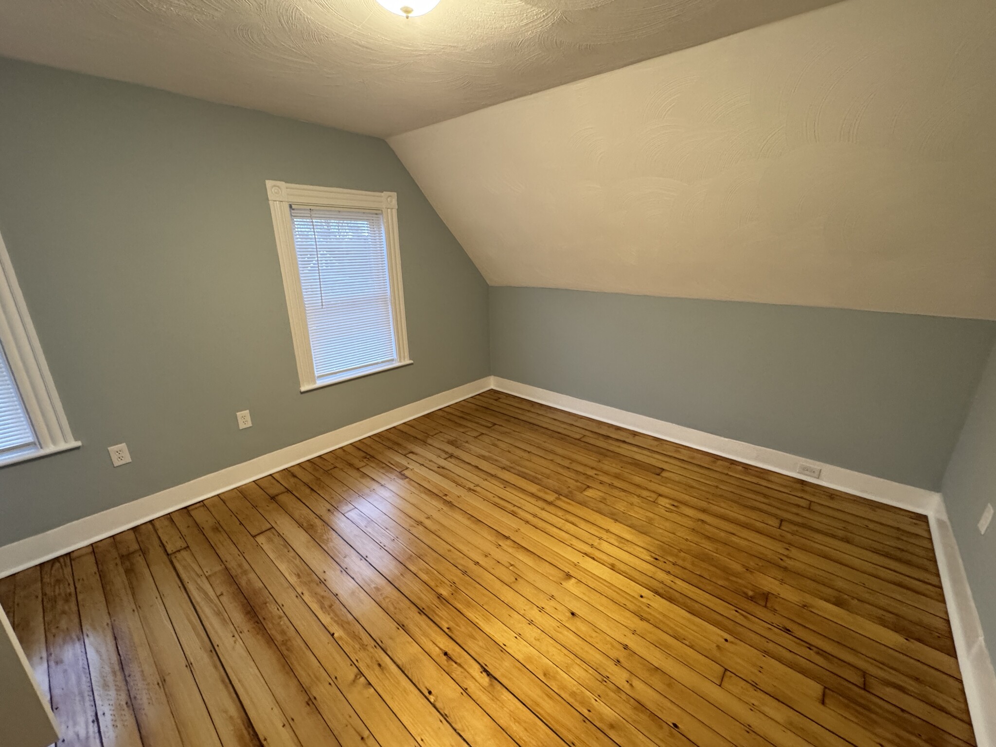 35 Cameron Ave, Teele Square