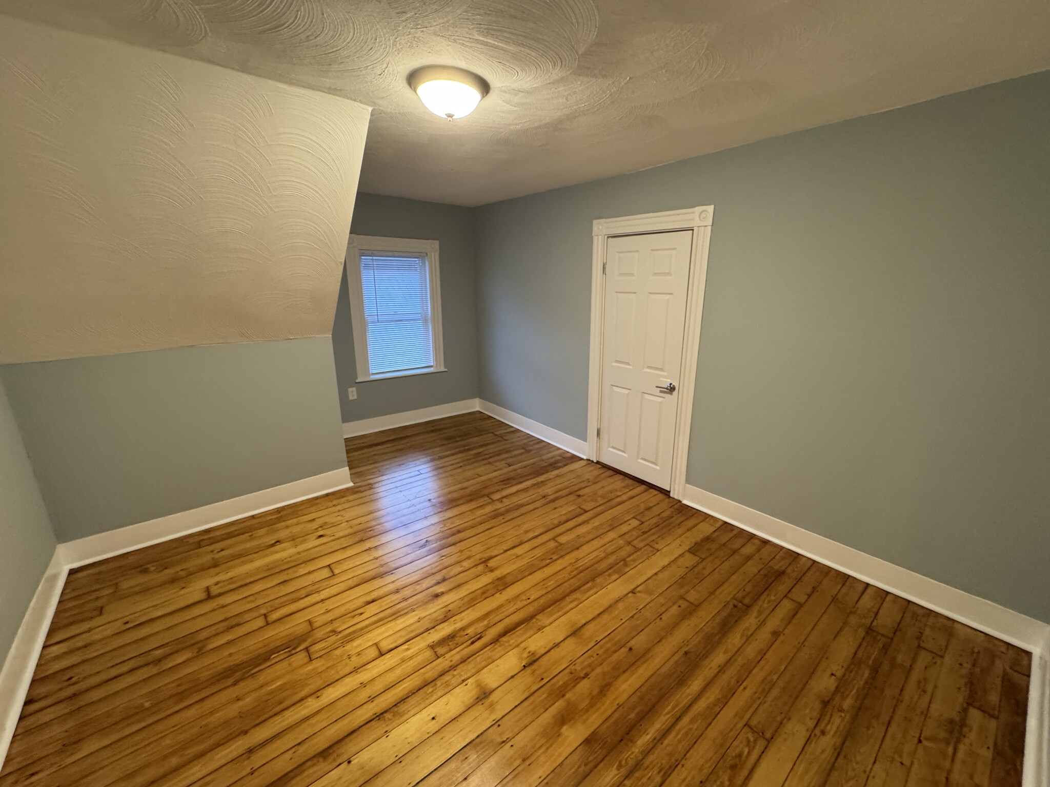 35 Cameron Ave, Teele Square