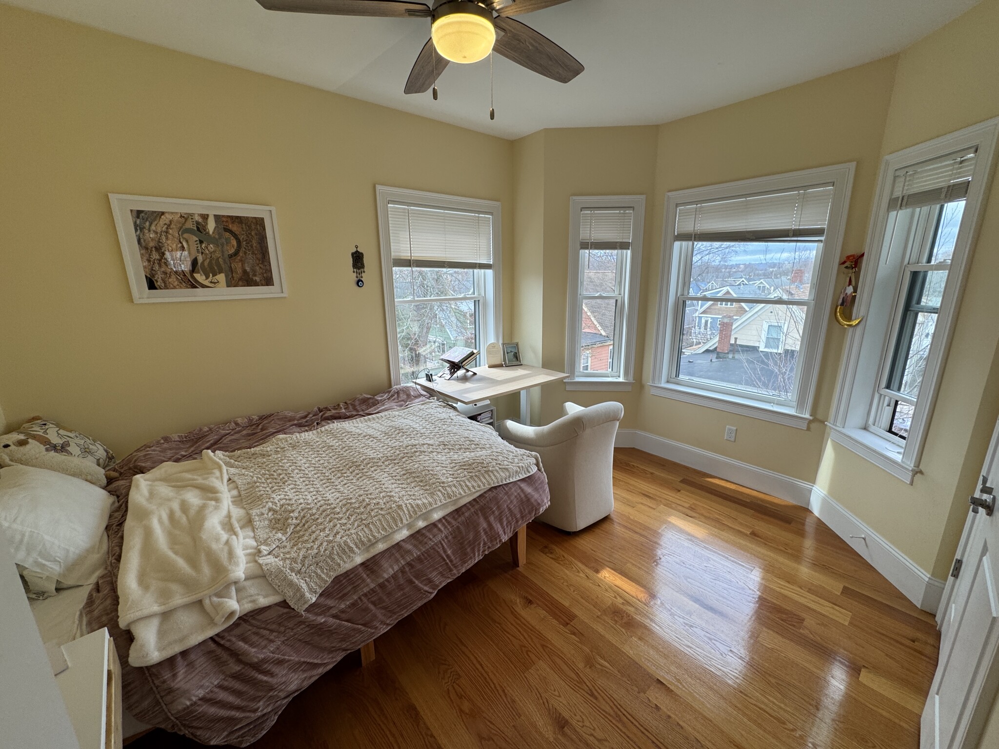 116 Holland St, Davis Square