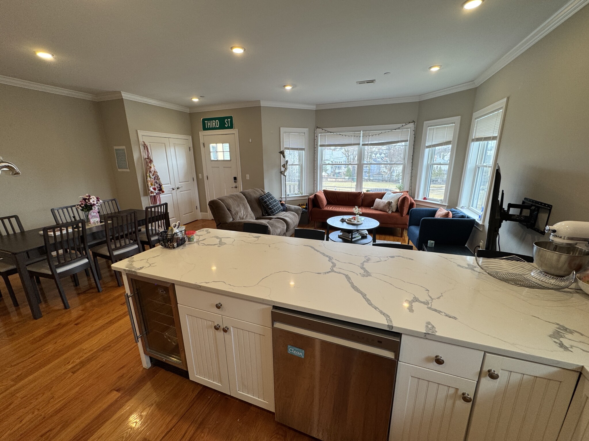 116 Holland St, Davis Square