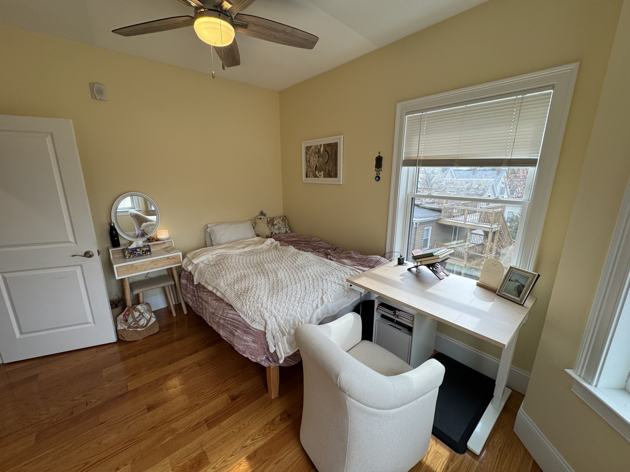 116 Holland St, Davis Square