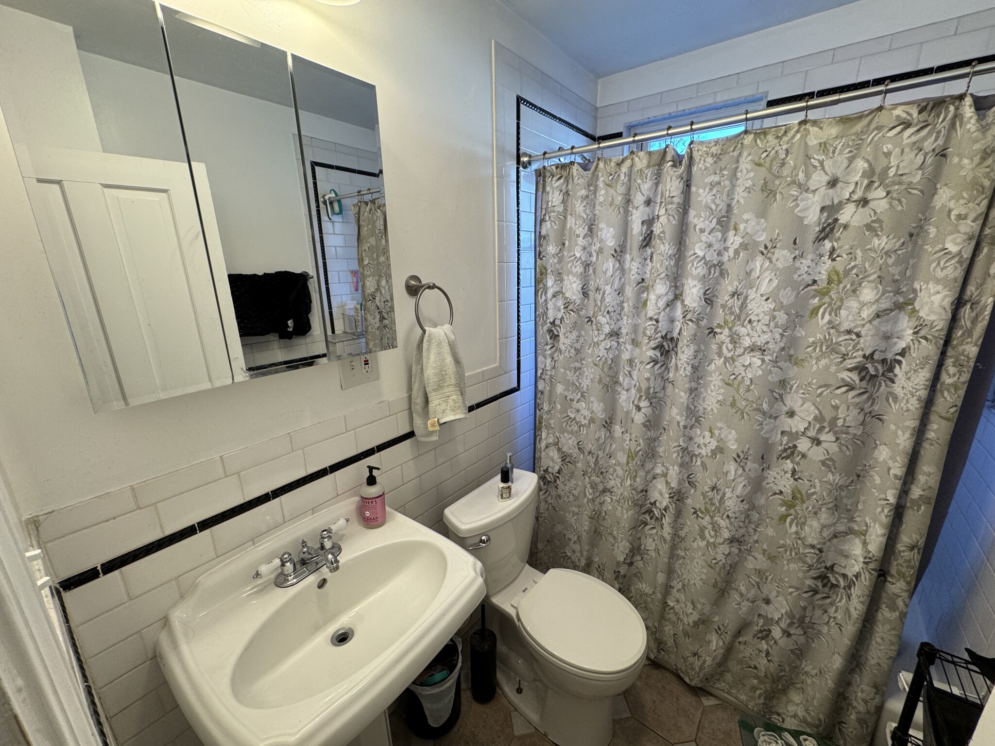 176 Elm St, North Cambridge