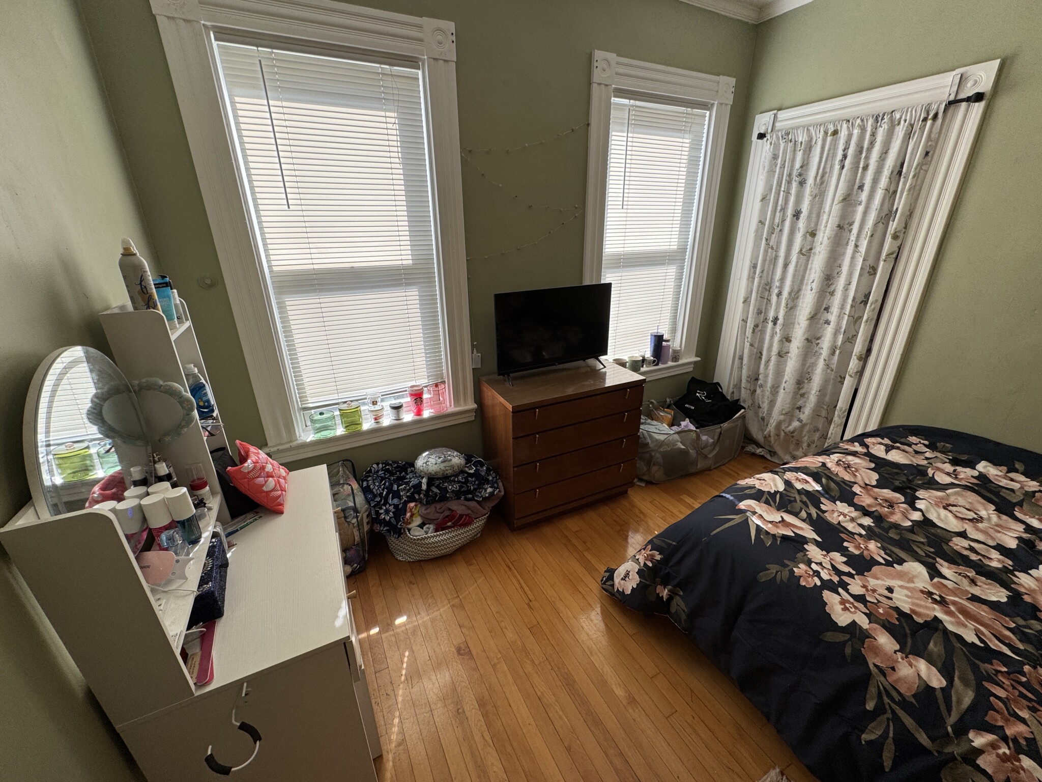 176 Elm St, North Cambridge