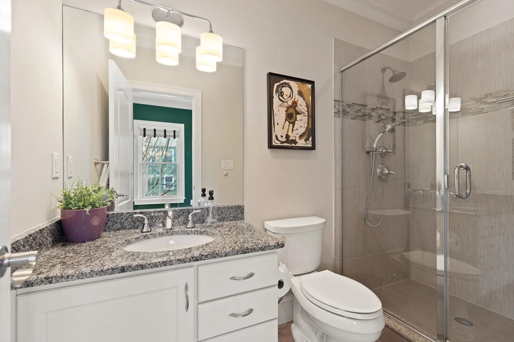 16 Zamora, Jamaica Plain