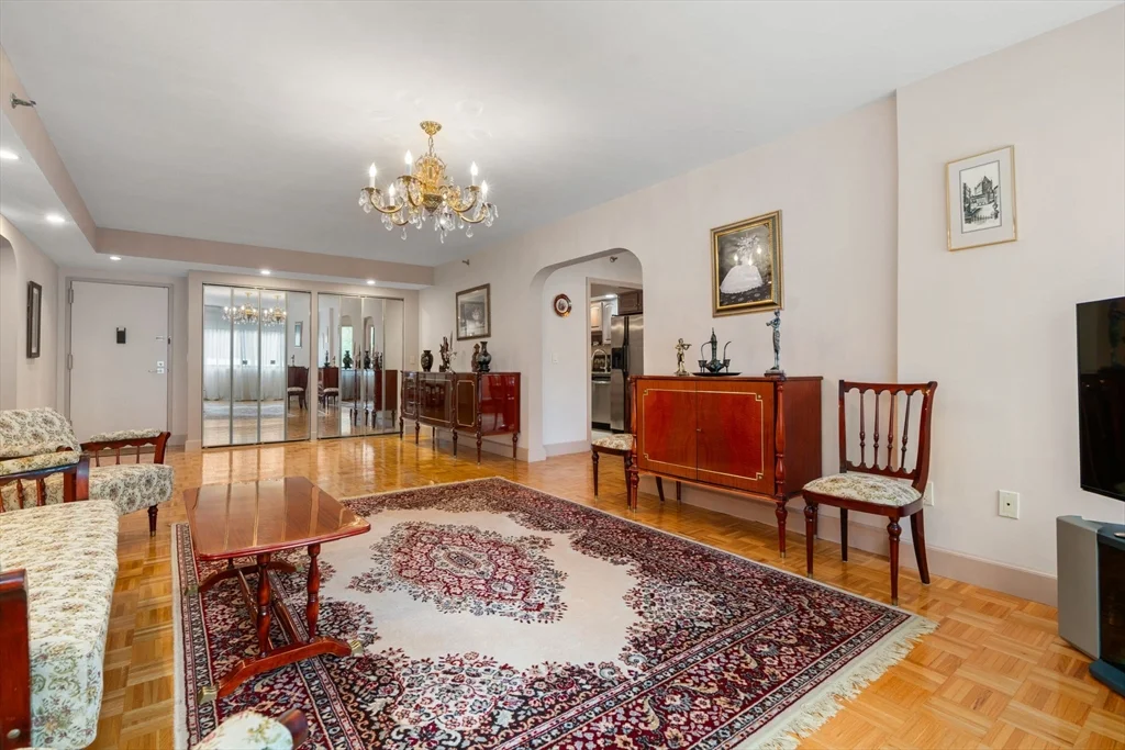 1731 Beacon, Brookline