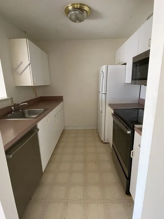 269 Cambridge Rd, Woburn