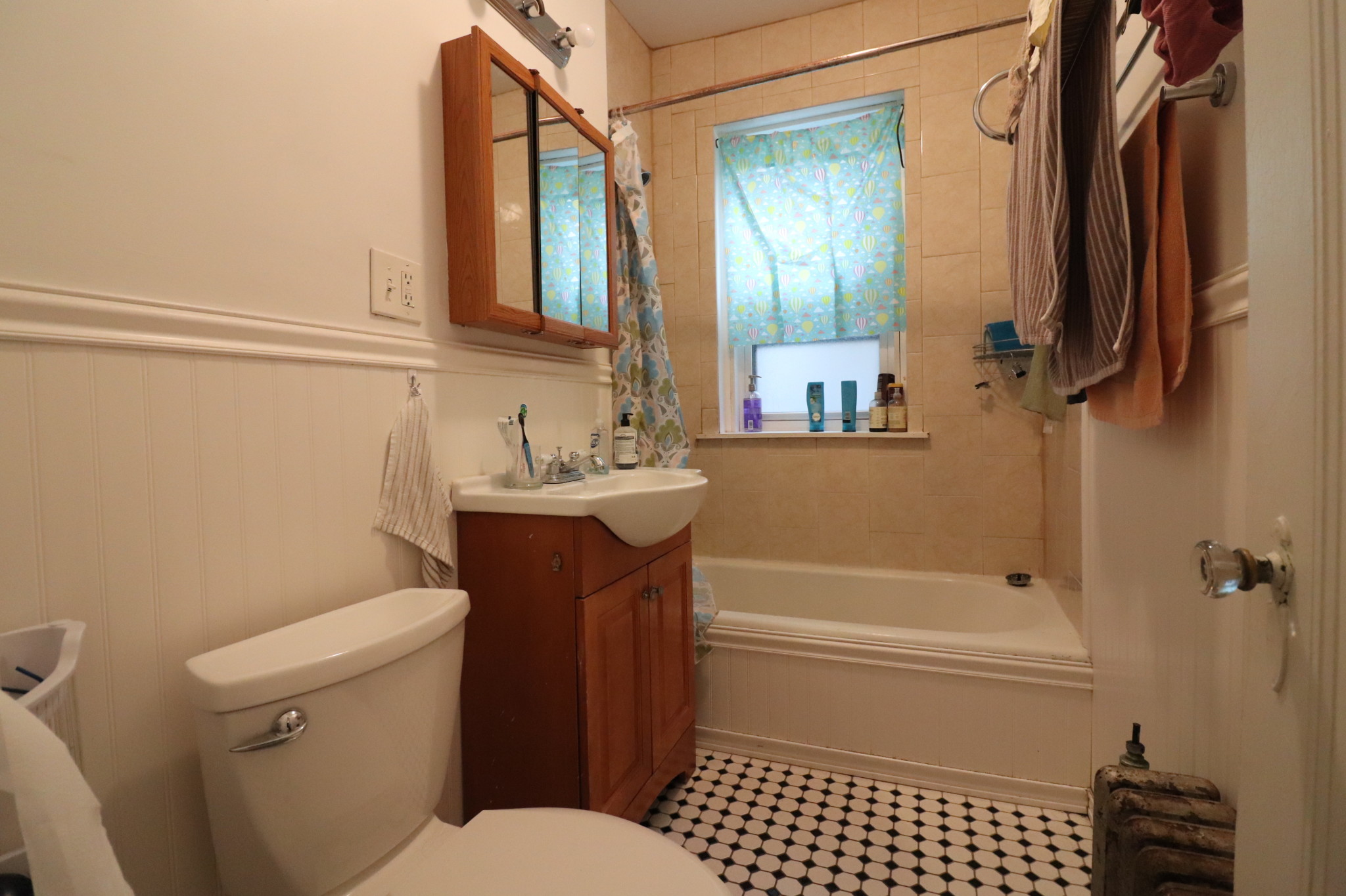 2003 Commonwealth Ave, Brighton