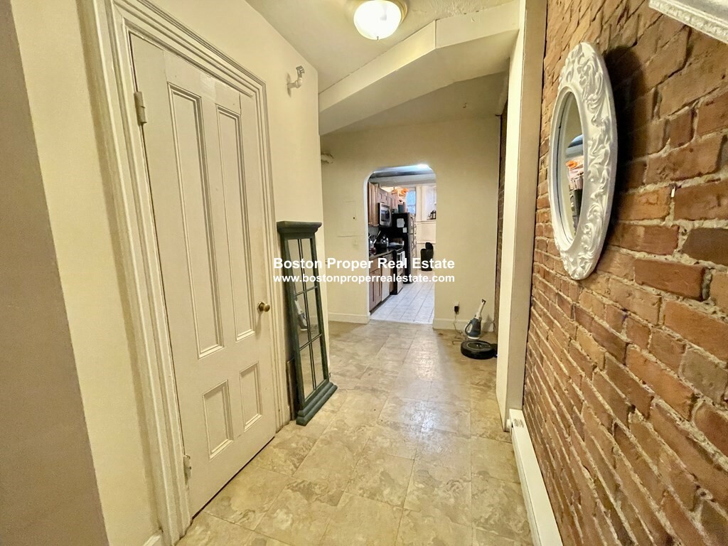 337 Beacon St, Back Bay