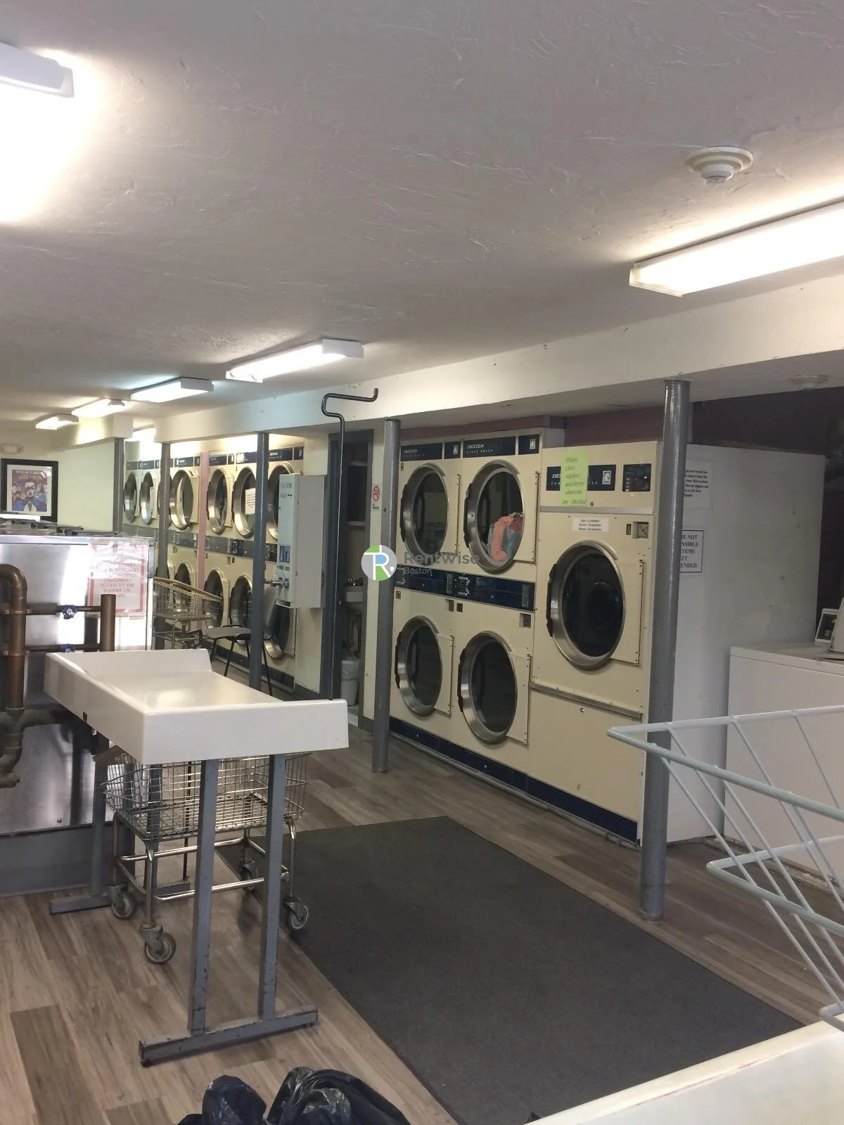 887 Huntington Ave, Mission Hill