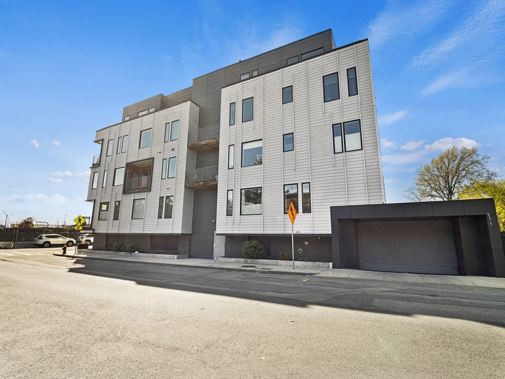 2 West Sixth St, South Boston