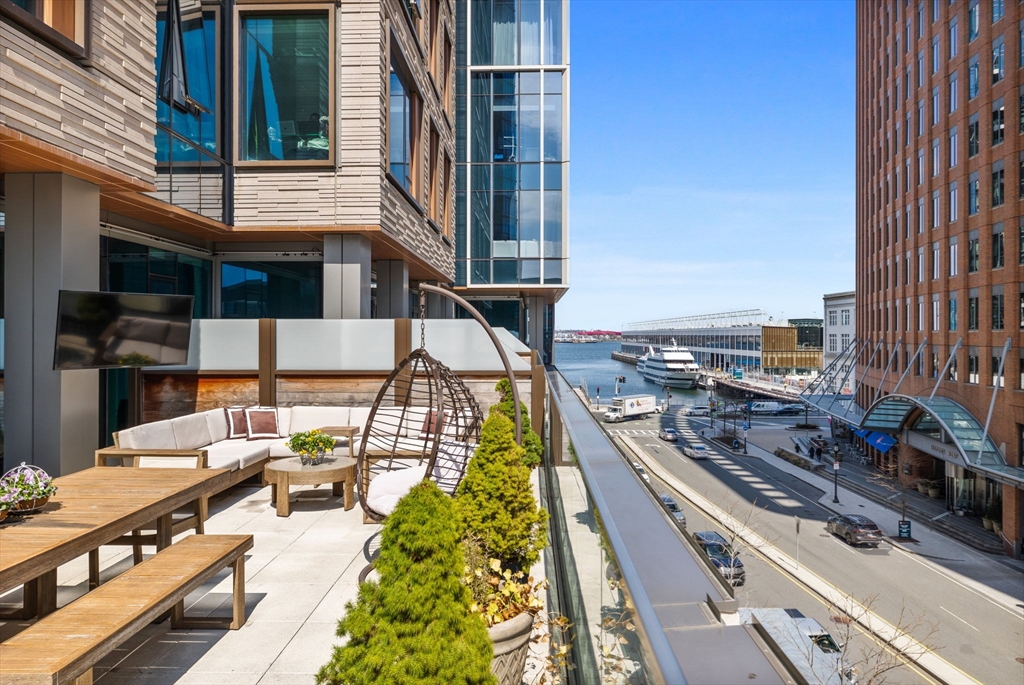135 Seaport Blvd, Seaport District