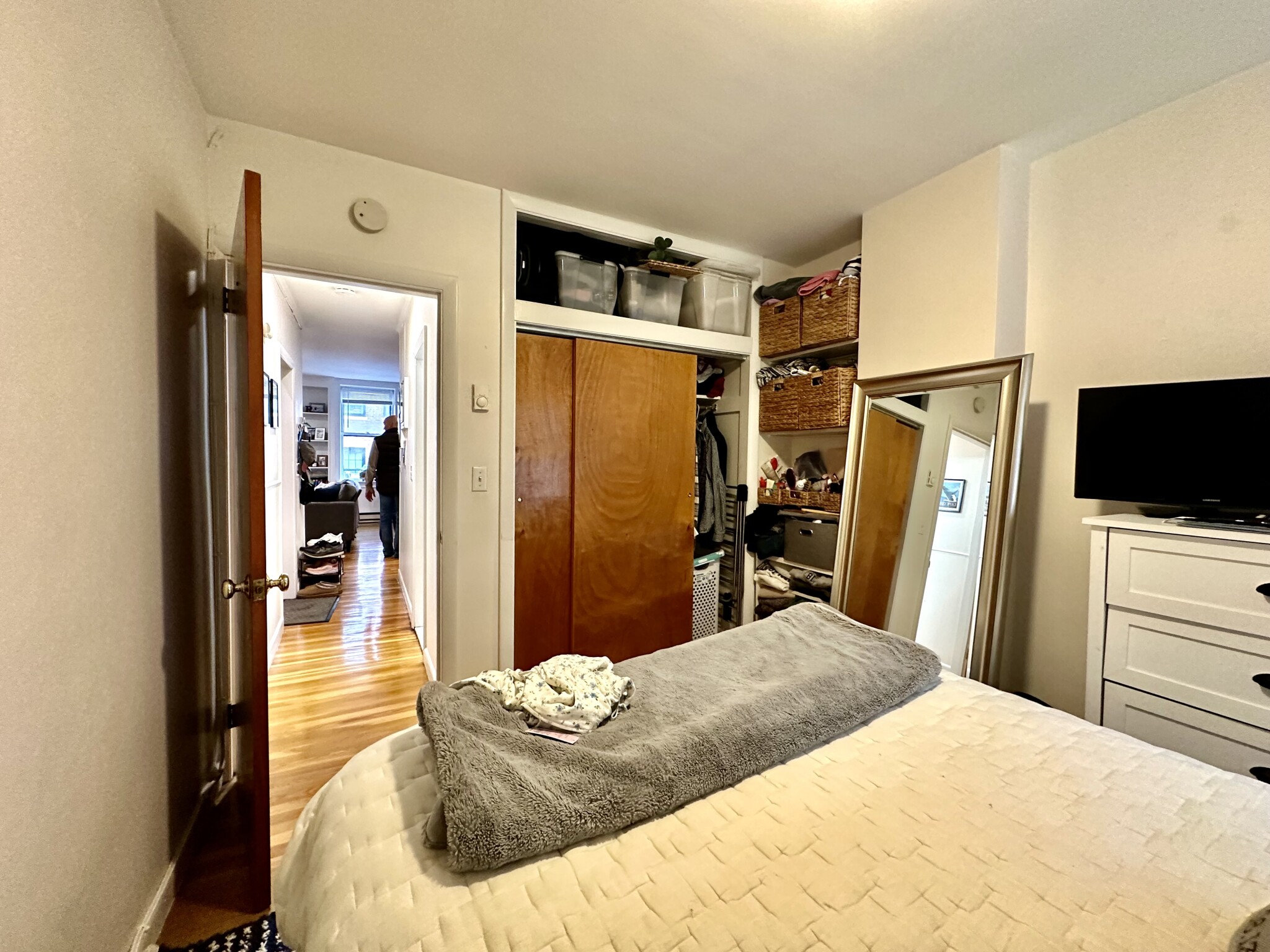 92 West Cedar St, Beacon Hill