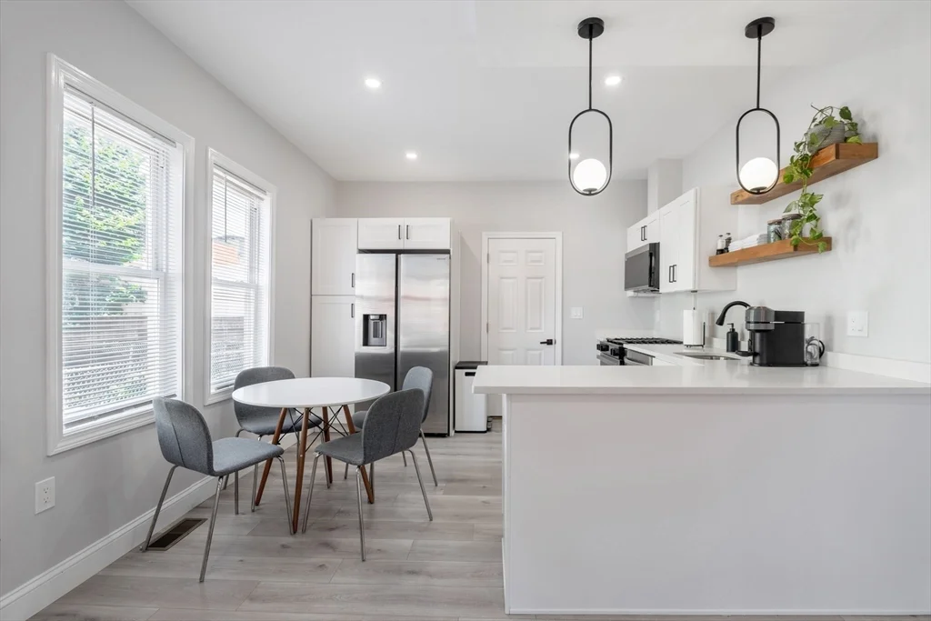 35 Sagamore Ave, Chelsea