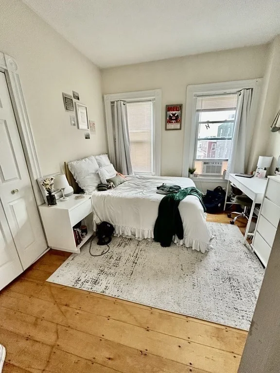 111 H St, South Boston