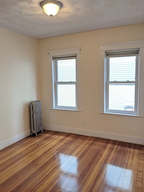 50 Lambert St, Medford