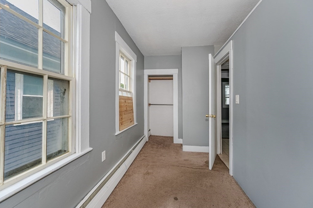 59 Fulton St, Lowell