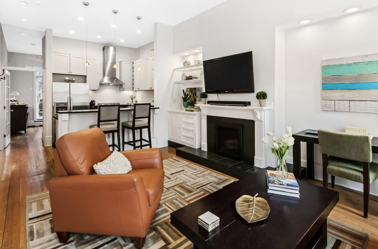 17 Holyoke St, South End