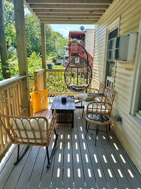 291 E Eagle St, East Boston