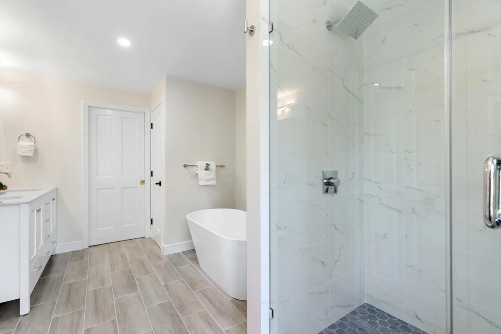 29 Cottage St, Newton Upper Falls