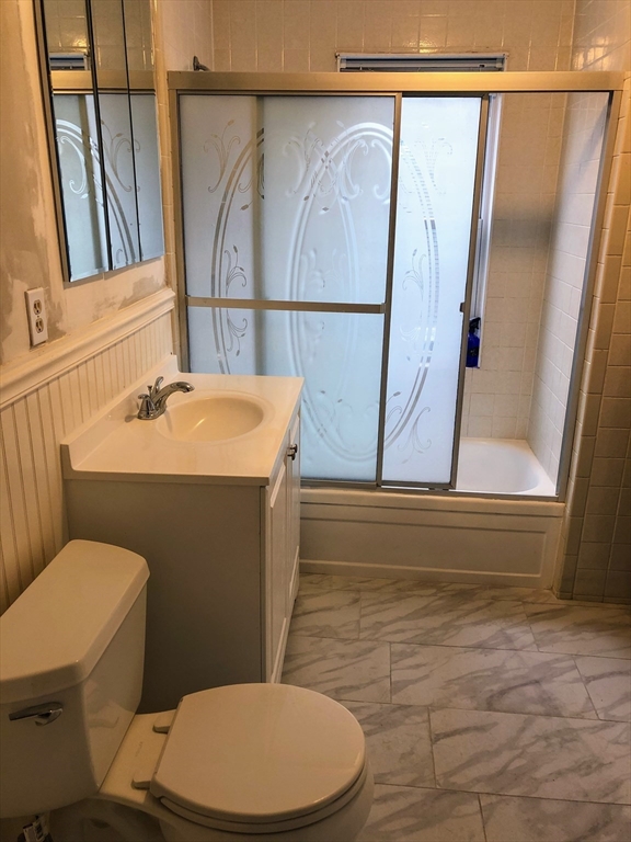 11 Banks St, Waltham