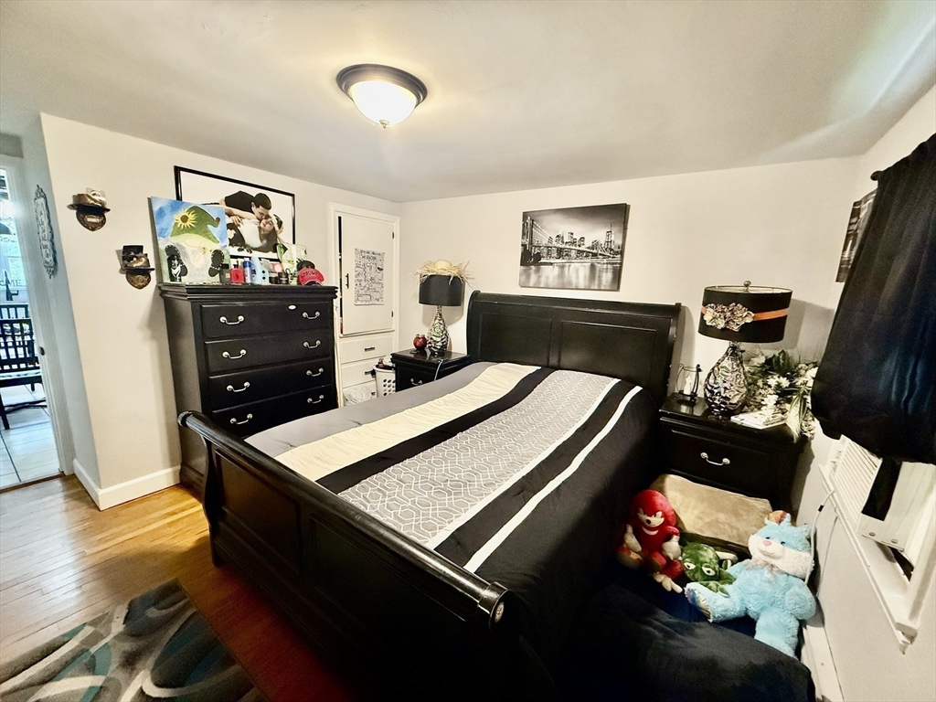 21 Langlois Ave, Southbridge