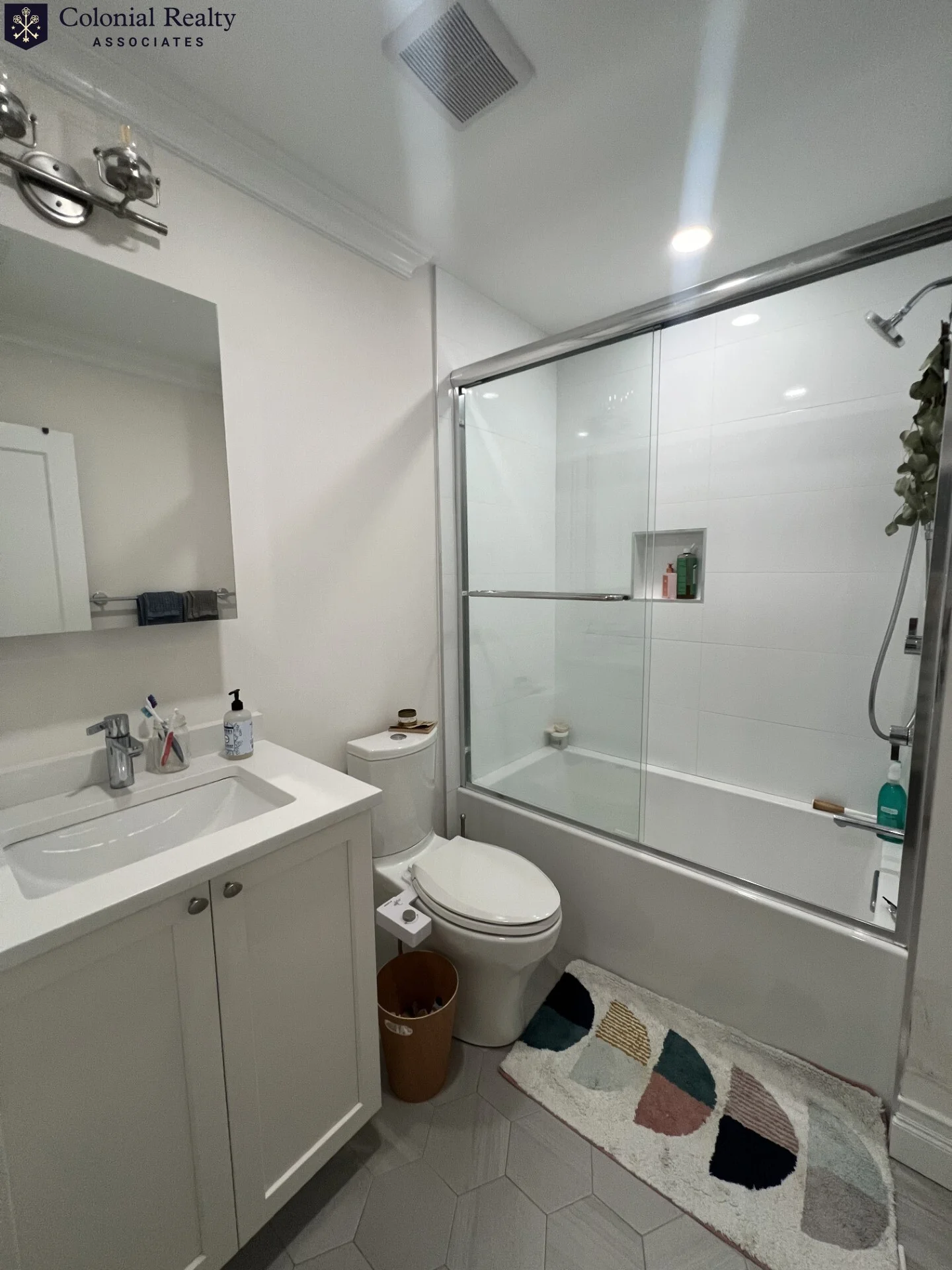 16 Mount Hood Rd, Brighton