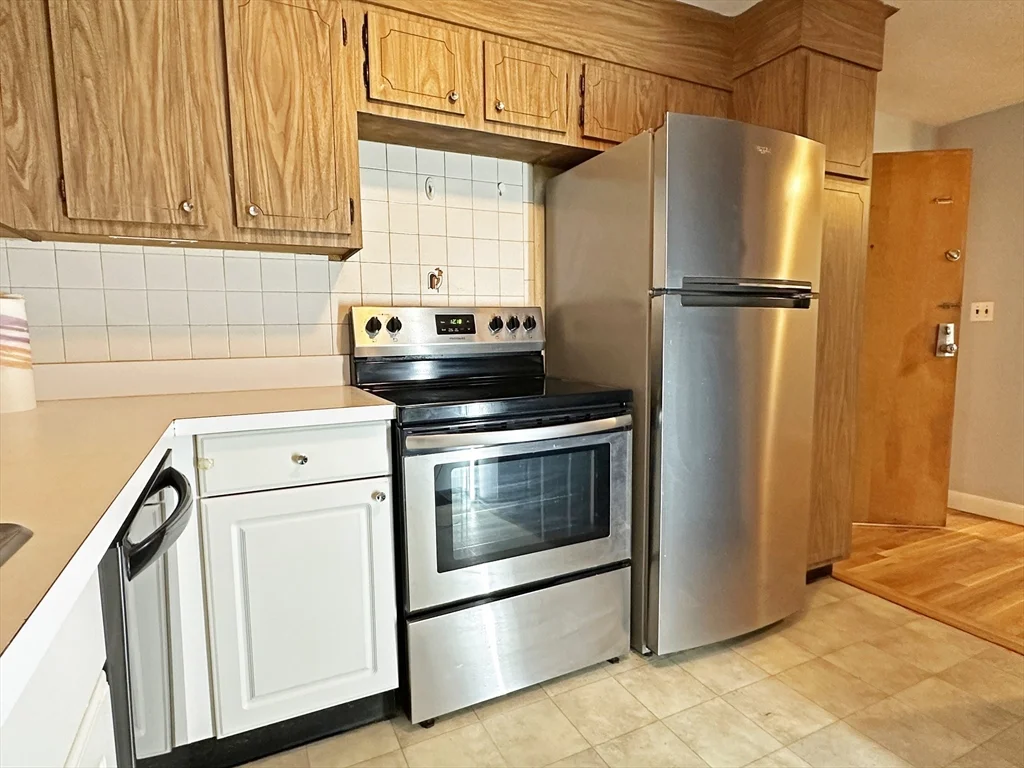 100 Summer St, Watertown