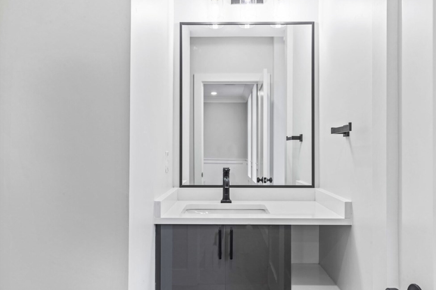 300 Somerville Ave, Ward Two