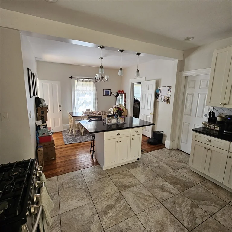 544 Trapelo Rd, Belmont