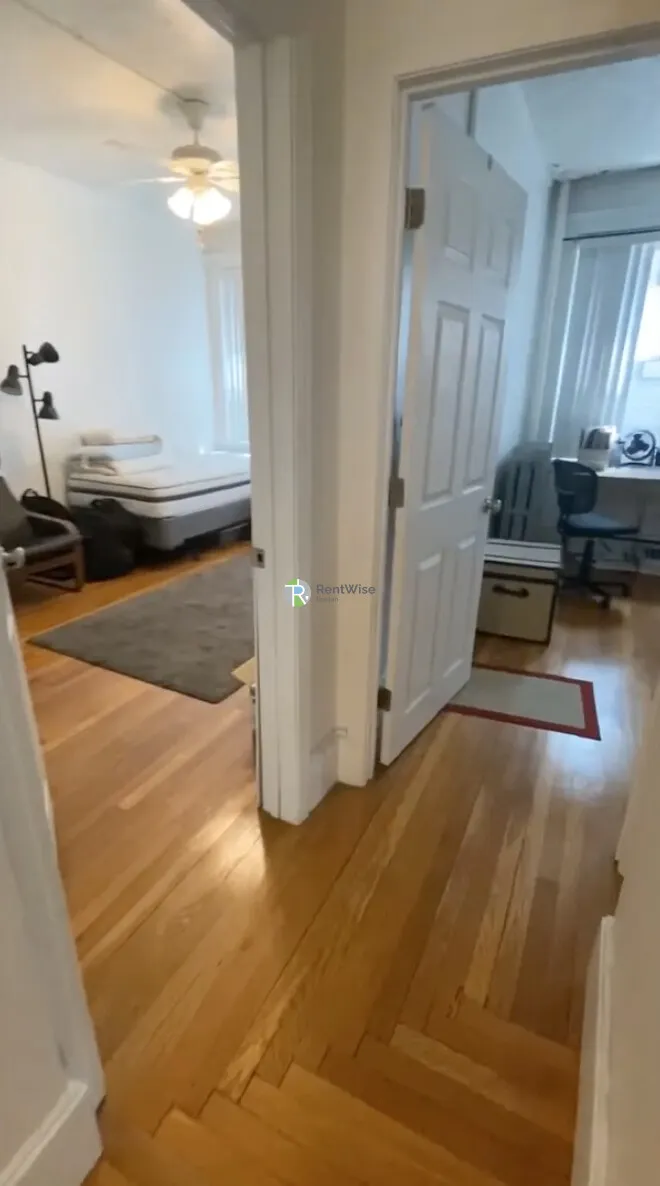 26 Hemenway St, Fenway