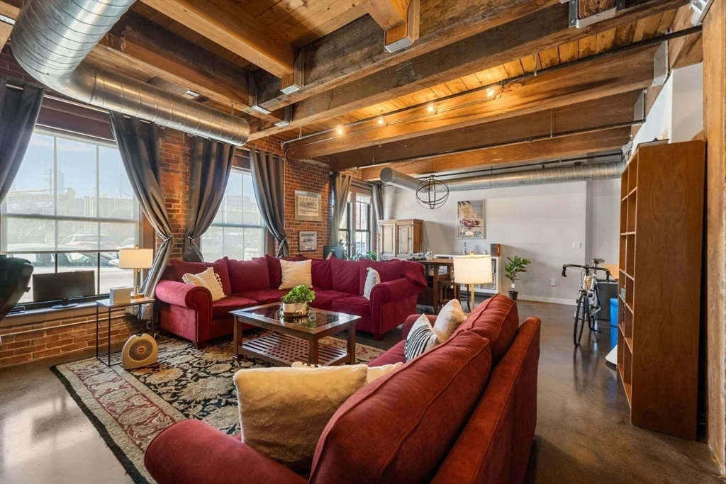 9 W Broadway, South Boston