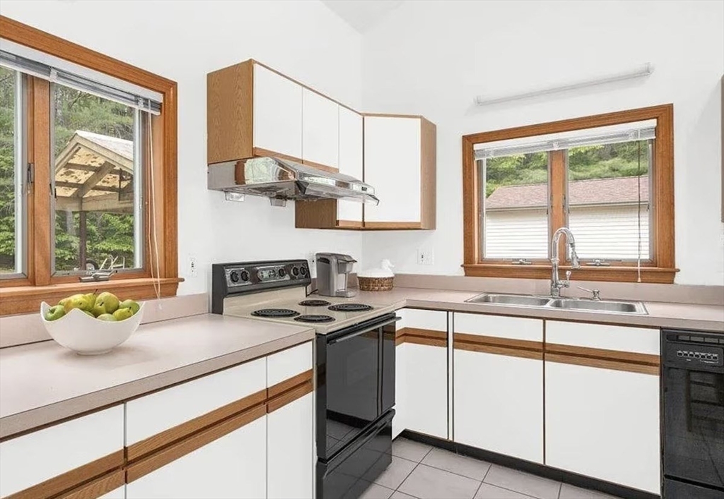 427 Silver St, Middleton