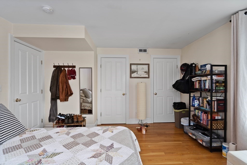 131 Putnam Ave, Cambridgeport