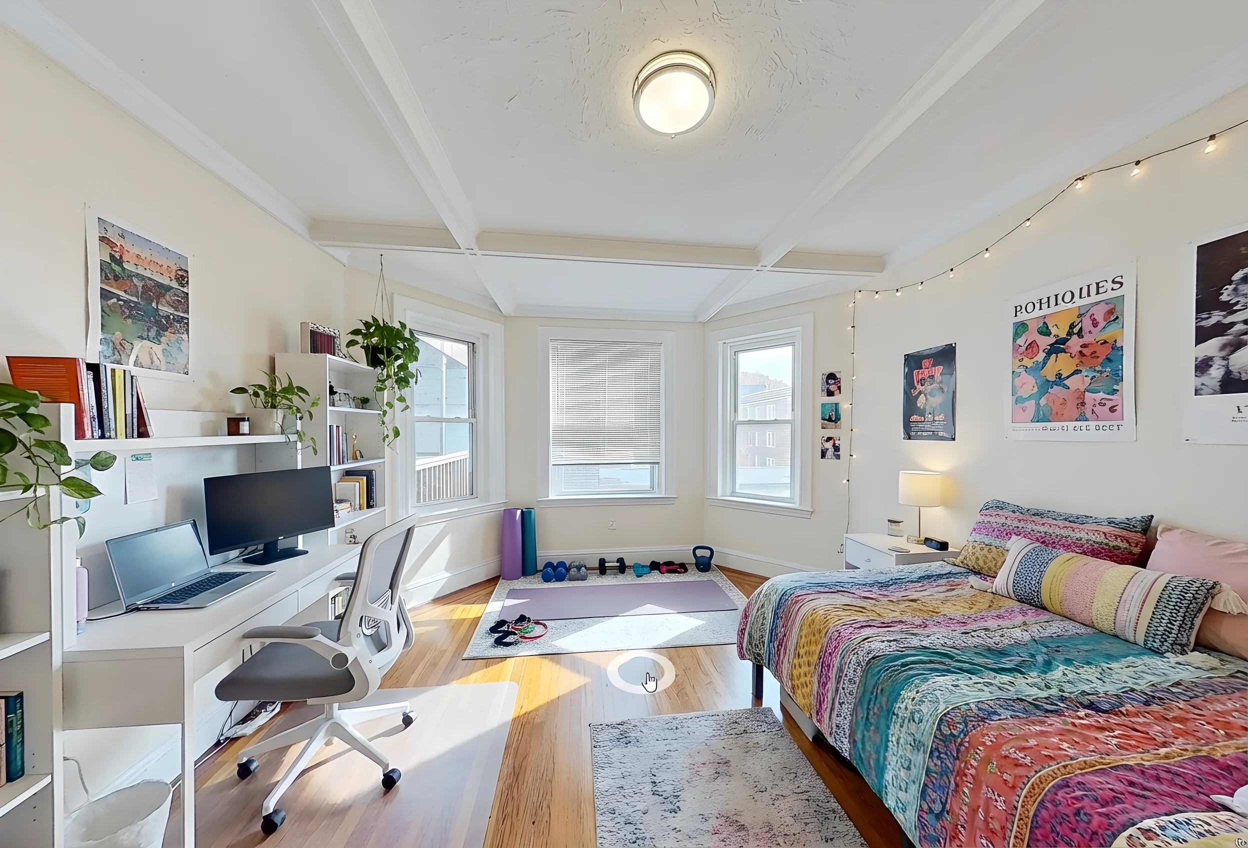 73 Thatcher St, North Brookline