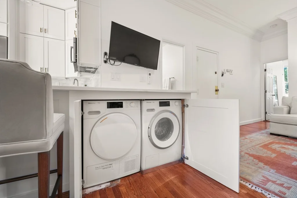 66 Appleton St, South End