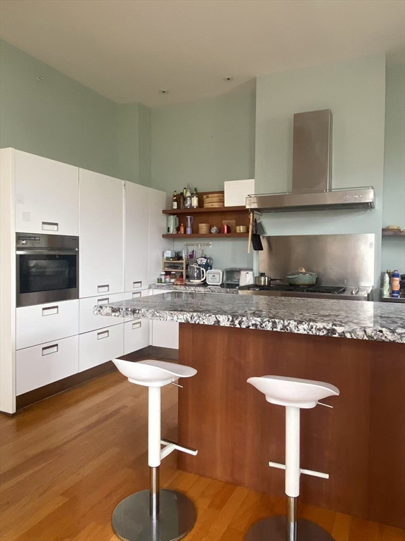 2 Rollins St, Boston