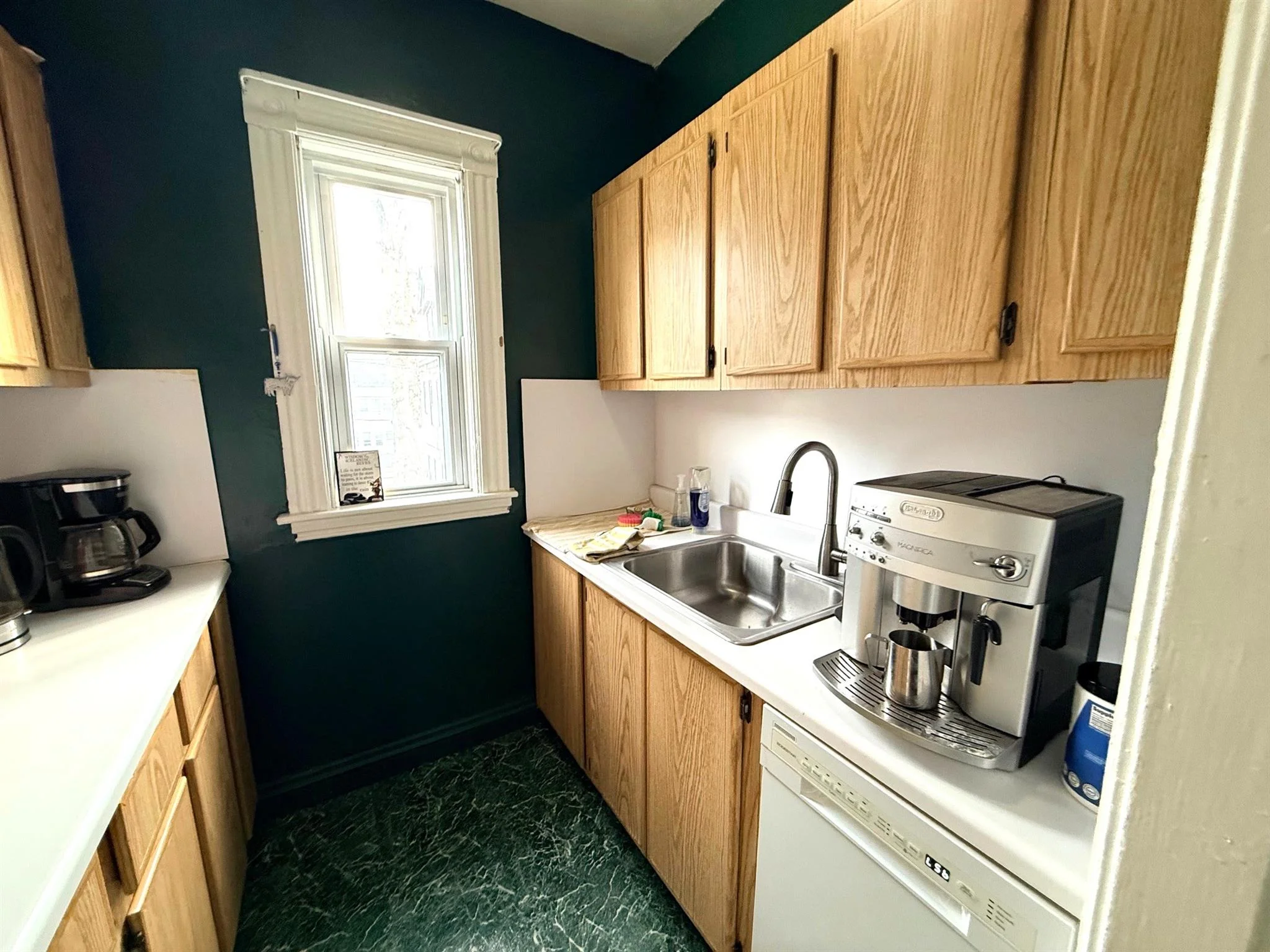 42 Gibbens St, Powder House Square