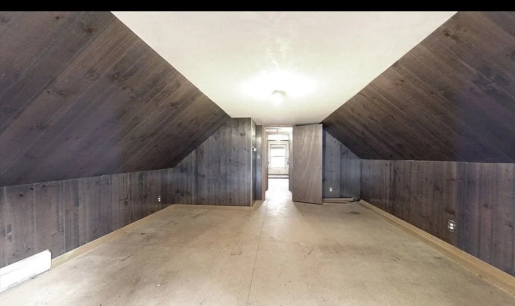 37 Eames St, North Reading