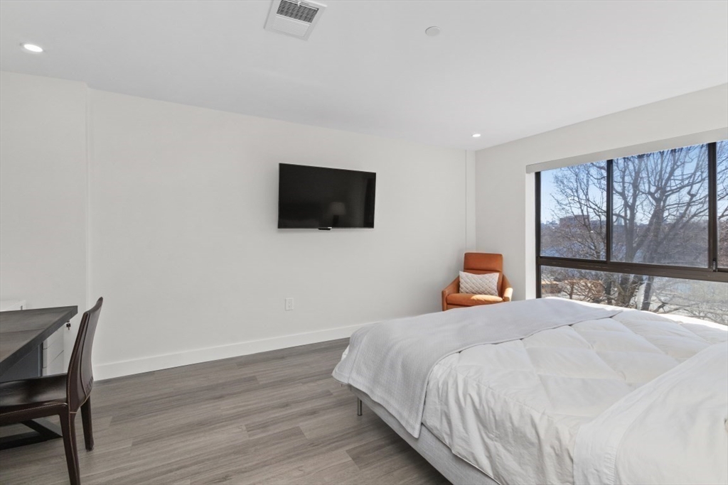 199 Coolidge Ave, Watertown