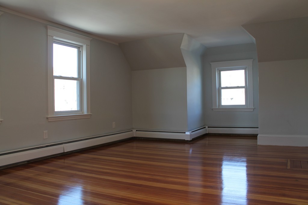 1014 South St, Roslindale