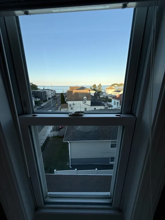 285 Crescent Ave, Beachmont