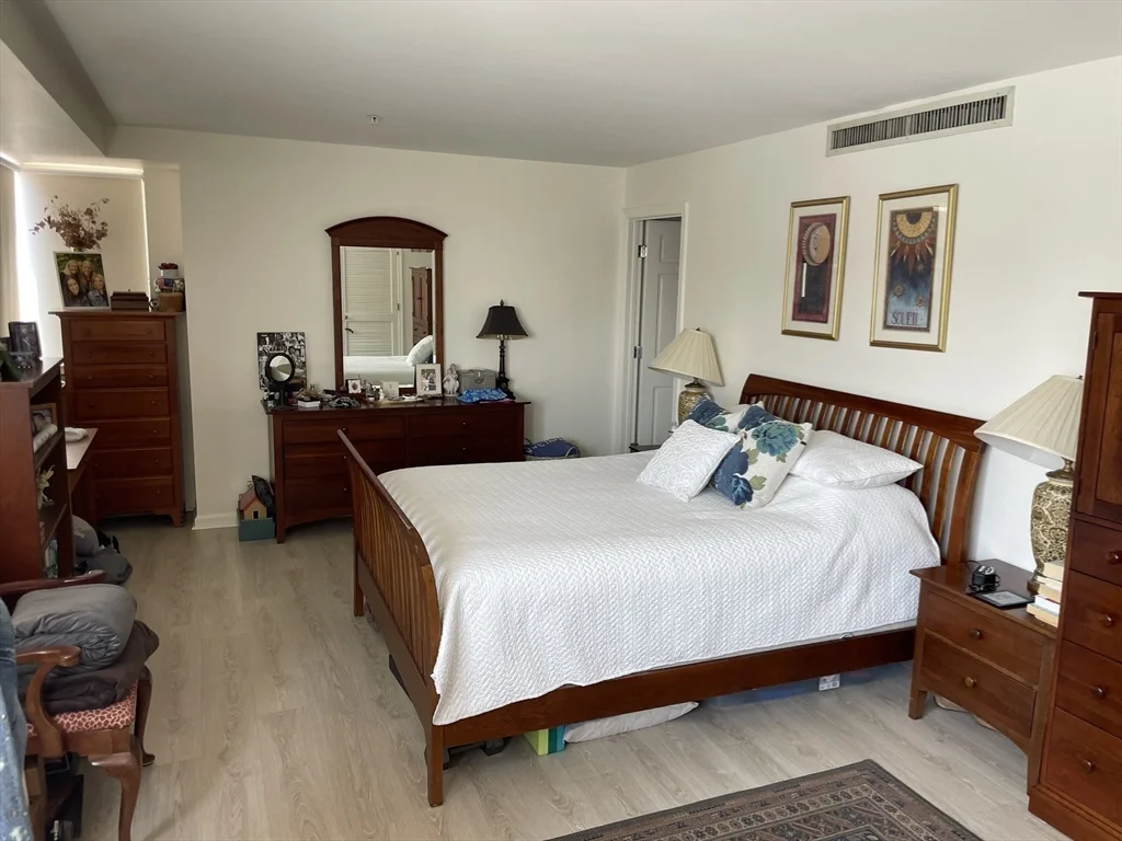 197 Eighth St, Charlestown