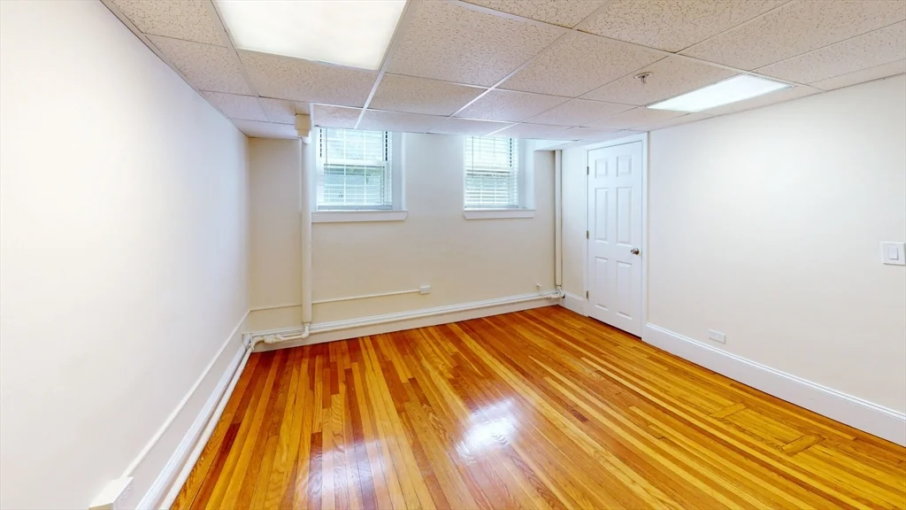 1401 Beacon, Coolidge Corner