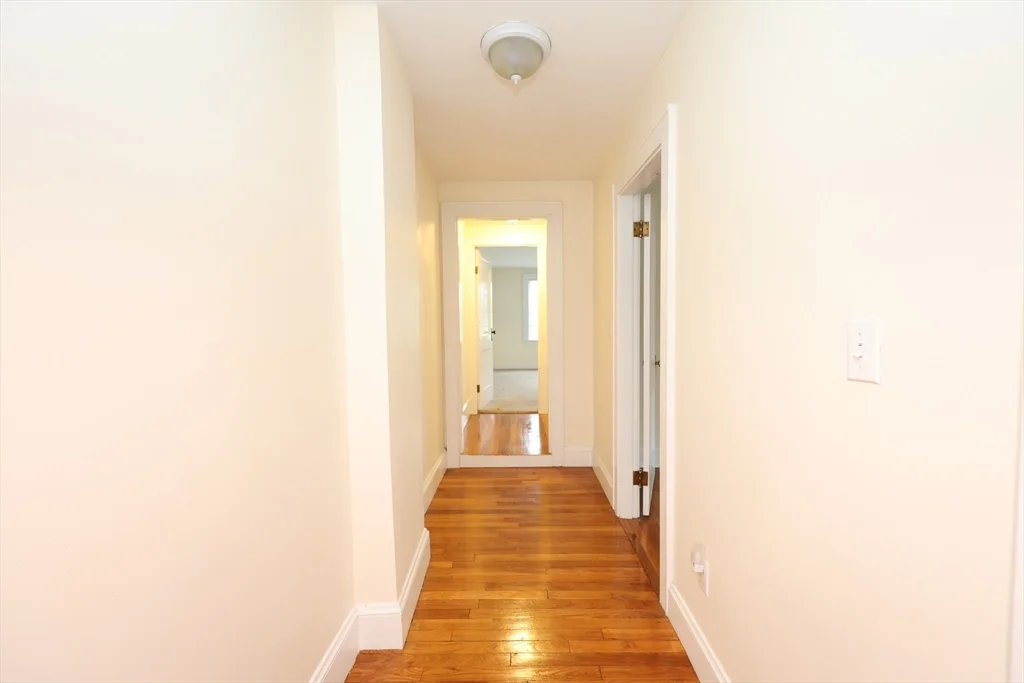 148 Neponset, Canton