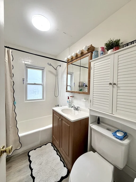 3 Goldsmith Ave, Medford