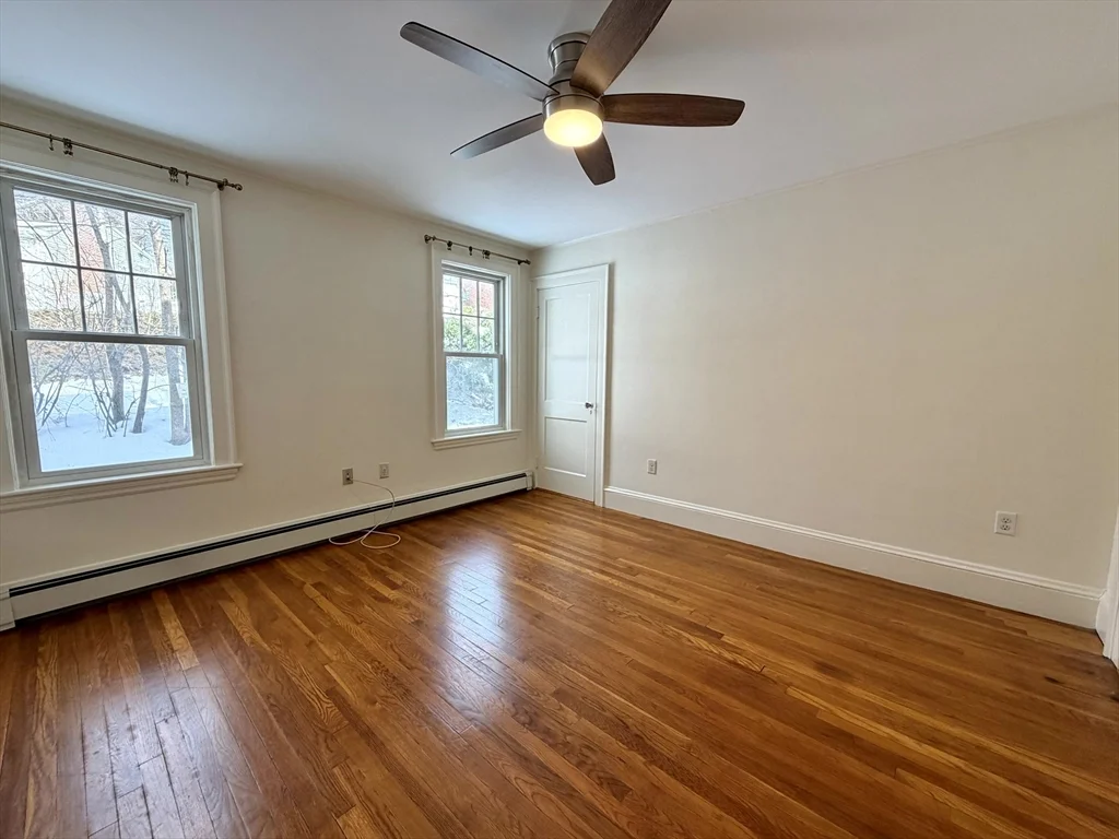 31 Oakley Rd, Watertown